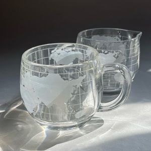 Nestle Co Inc World Glass 2 Mugs and Saucer set of 3